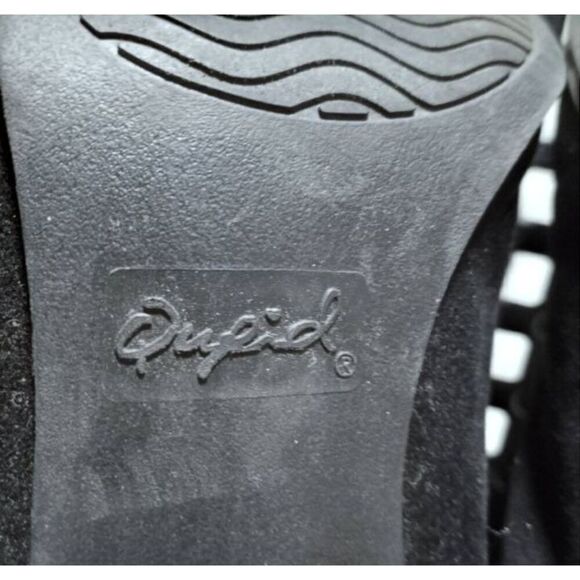 QUPID BLACK FAUX SUEDE BOOTIES SZ.6.5-7 GUC. - Picture 8 of 9